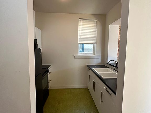 3rd image of 235 S 200 E APT 311