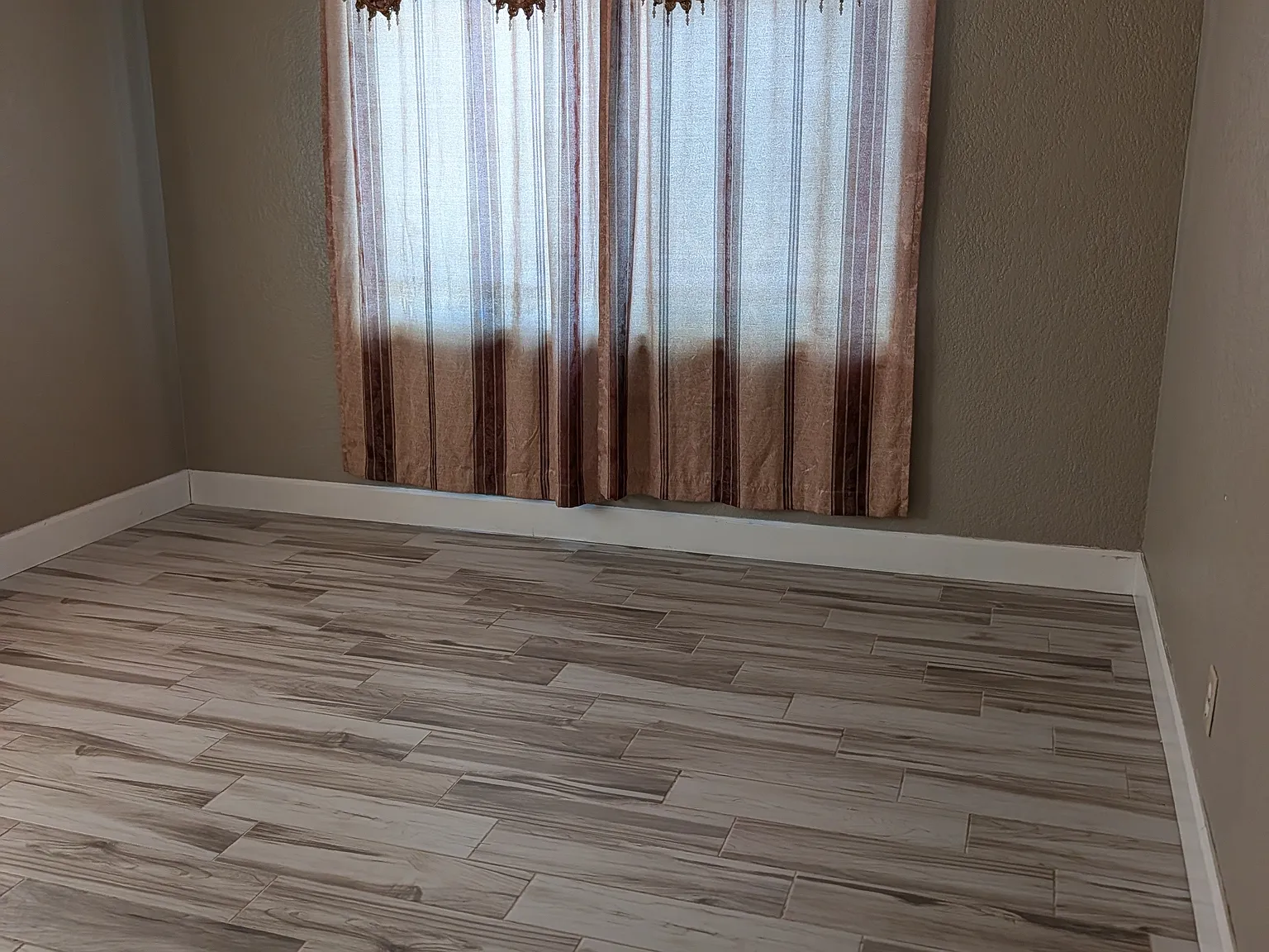 3 bed, 1524 sqft, $800 — Photo 3