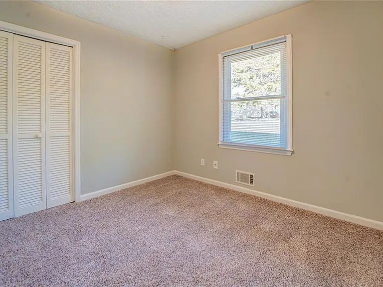 905 Rambling Rose Ct NW — Photo 18