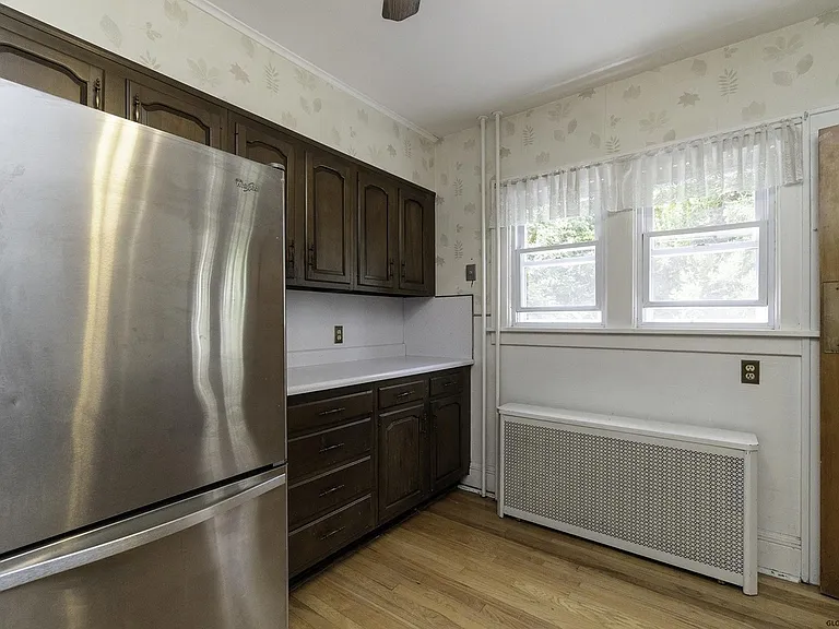 110 Hollywood Ave #1 — Photo 21