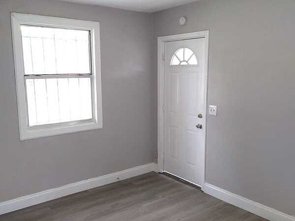 2nd image of 1435 Prince St #2