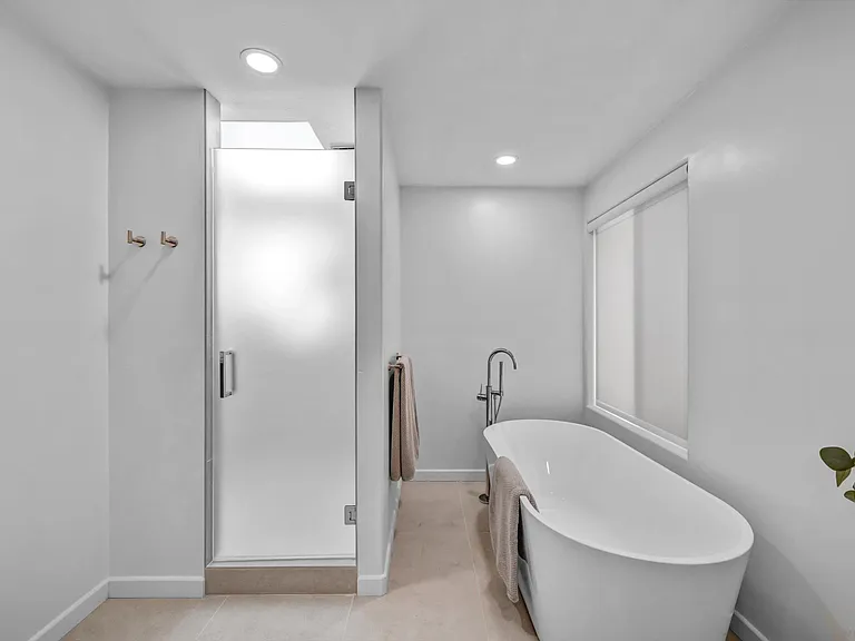 Primary Bath/Spa