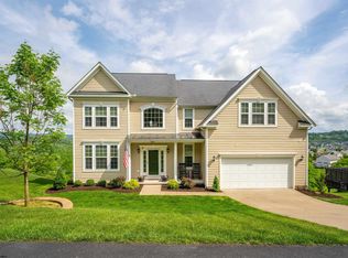 484 Blackberry Ridge Dr, Morgantown, WV 26508