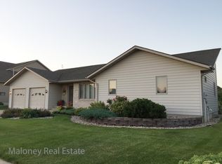 2034 Augusta Dr, Vermillion, SD 57069