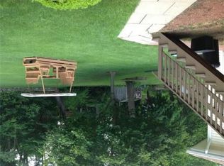 39 Ashmore Rd, Worcester, MA 01602