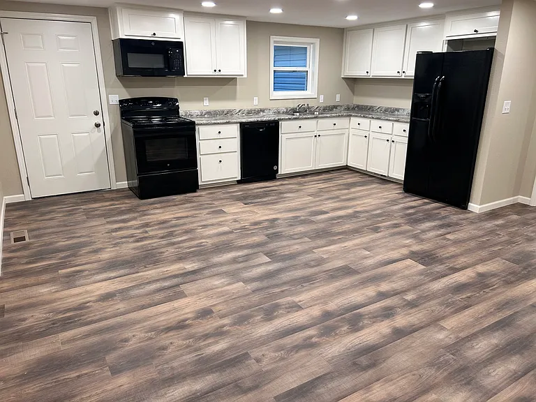 3416 Finley Ave — Photo 4