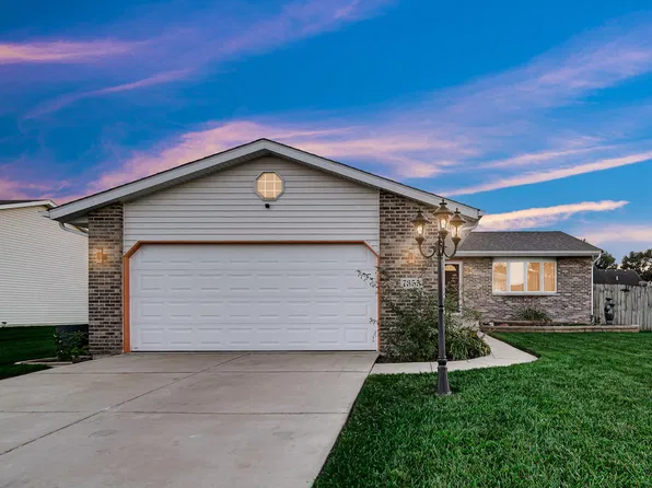 7355 Kestrel St, Hobart, IN 46342