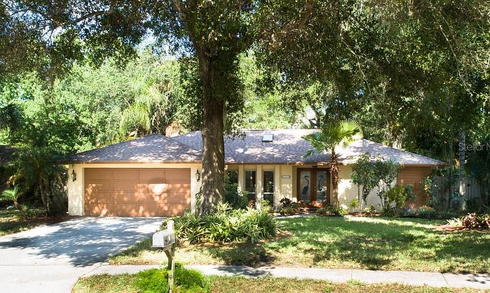 1st image of 6 Idlewilde Dr