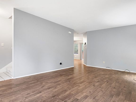 5th image of 1188 NW Montery Court