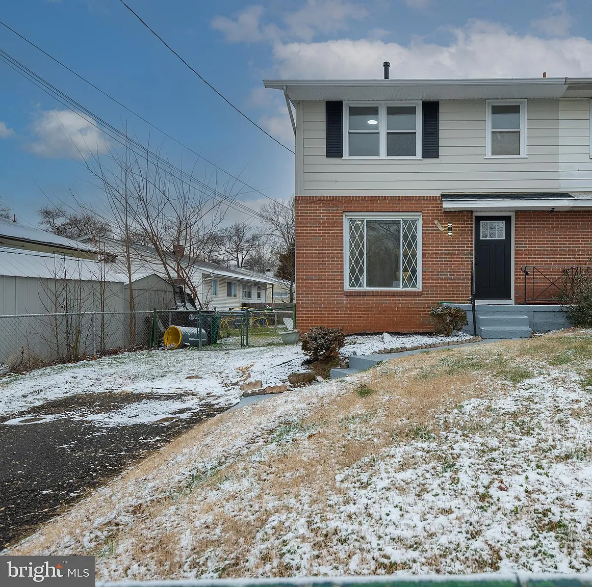 7202 Hylton St photo 1