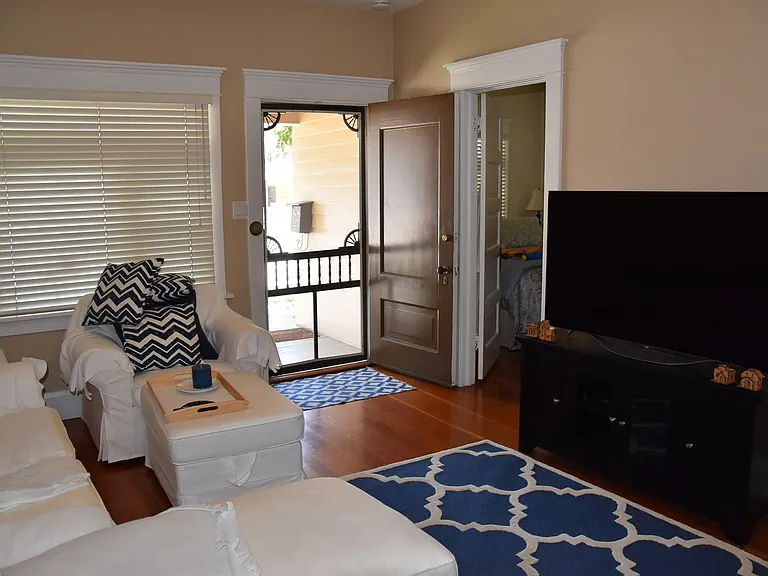227 N Cleveland St — Photo 14