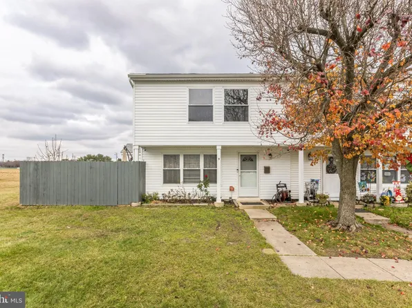 9 Lawrence Ct, Sicklerville, NJ 08081