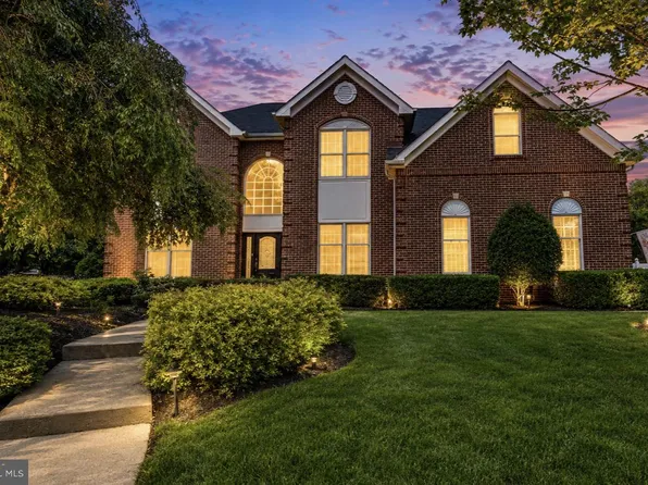 1224 Bridle Estates Dr, Yardley, PA 19067