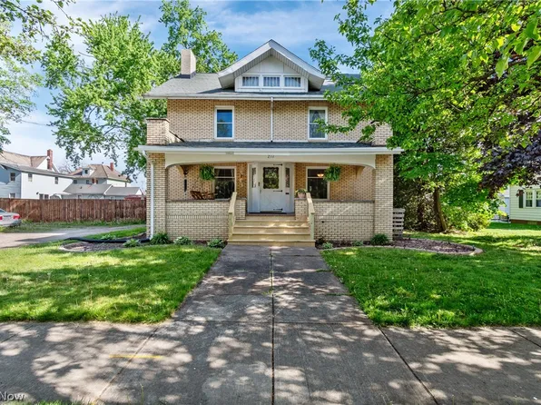 217 E Paradise St, Orrville, OH 44667
