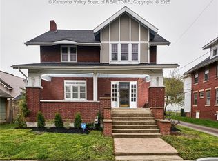 1594 Jackson St, Charleston, WV 25311