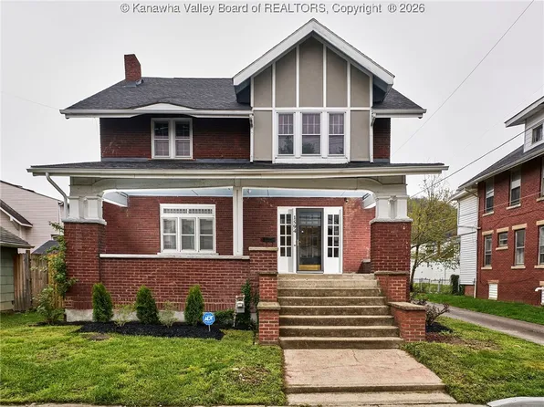 1594 Jackson St, Charleston, WV 25311