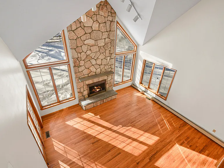 50 Evergreen Row — Photo 5