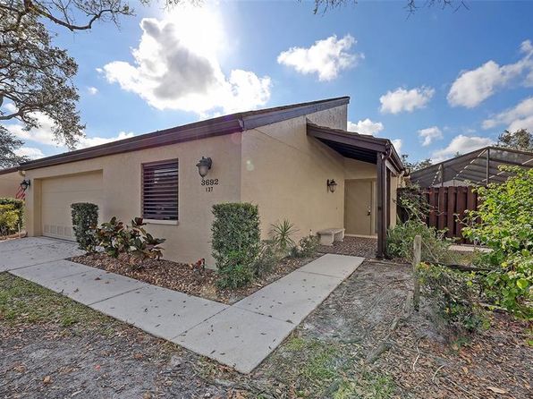 3692 Glen Oaks Manor Dr, Sarasota, FL 34232