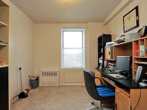 5th image of 14 Westview Ave APT 206