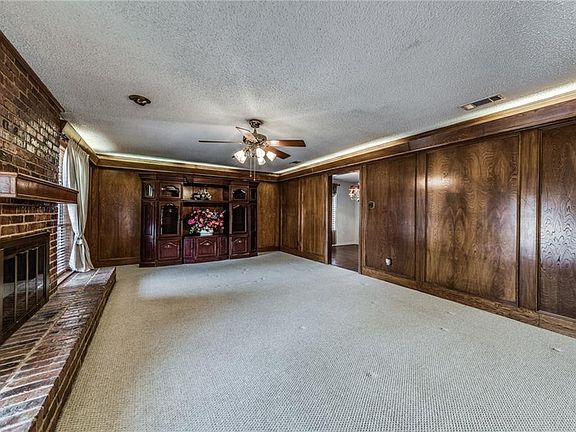 5th image of 730 Corinthian Pl