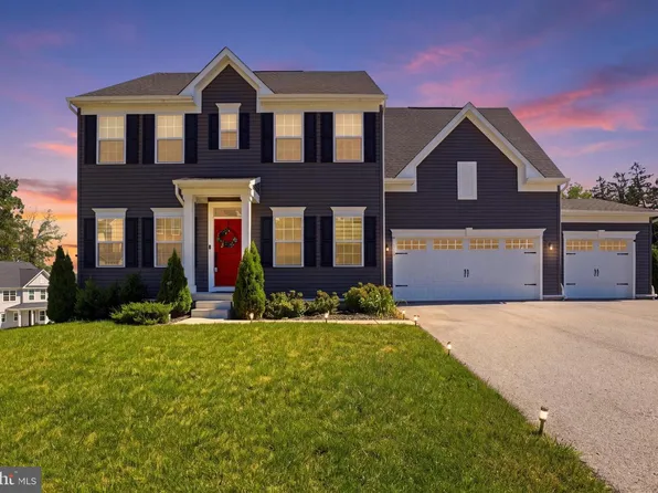 302 Greenwood Rd, Spring Grove, PA 17362