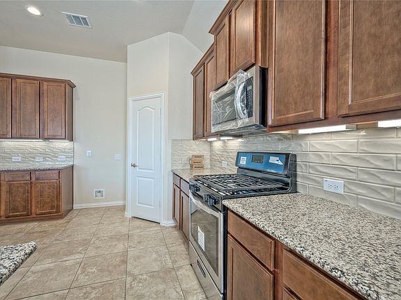 3rd image of 32947 Franklin Brooks Dr