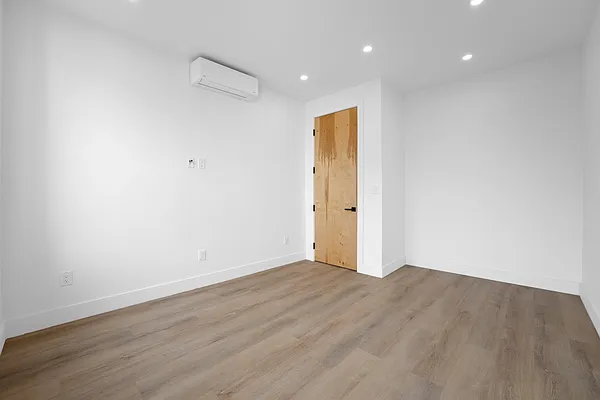 Rented by Target Realty Group | media 12