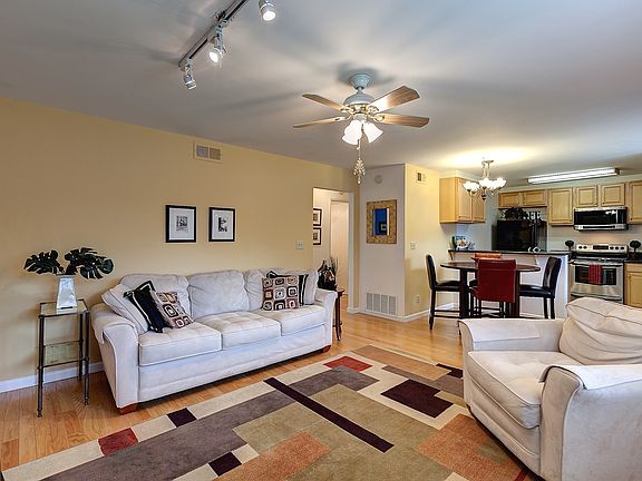 5th image of 2123 Skylark Ct APT 1