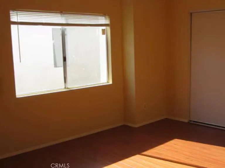 8800 Burnet Ave #3 — Photo 4
