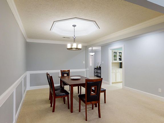 3rd image of 7510 Pebble Beach Dr
