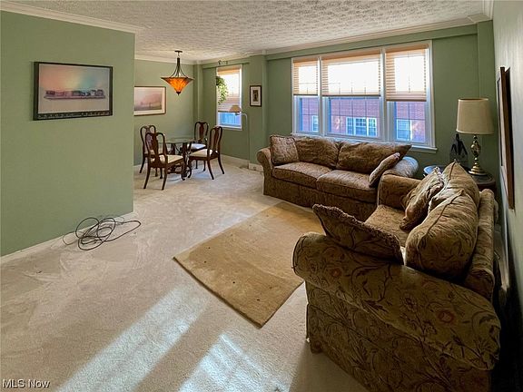5th image of 19015 Van Aken Blvd APT 304