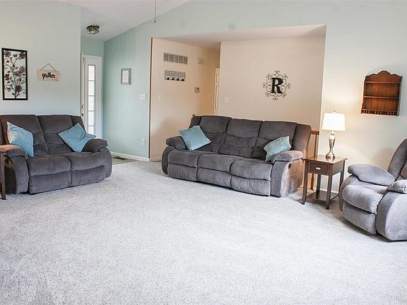 5th image of 1766 Coachway Ln