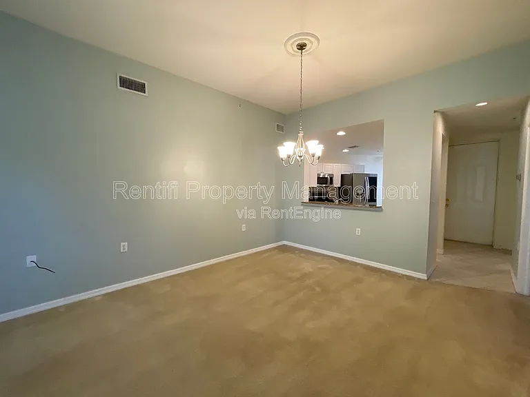 12090 Summergate Cir #101 — Photo 7