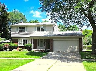 14348 Henry Ruff St, Livonia, MI 48154