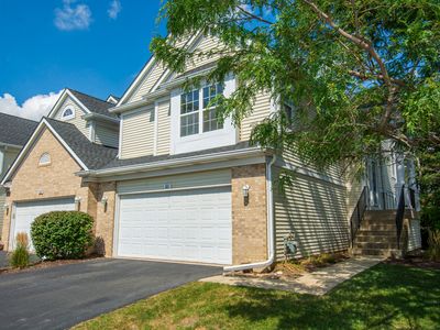101 Tara Ln, West Chicago, IL, 60185