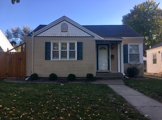 2020 Adams St, Quincy, IL 62301