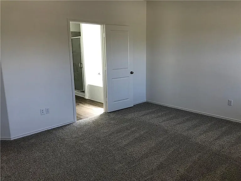 720 Mallow Rd — Photo 10