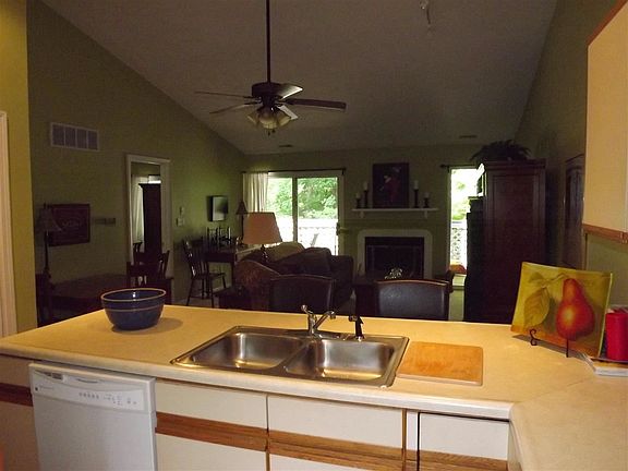 4th image of 1847 E Waters Edge Dr #97