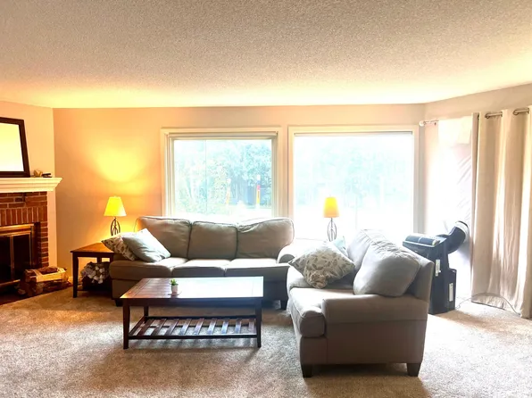 2495 Canabury Dr APT 134, Little Canada, MN 55117