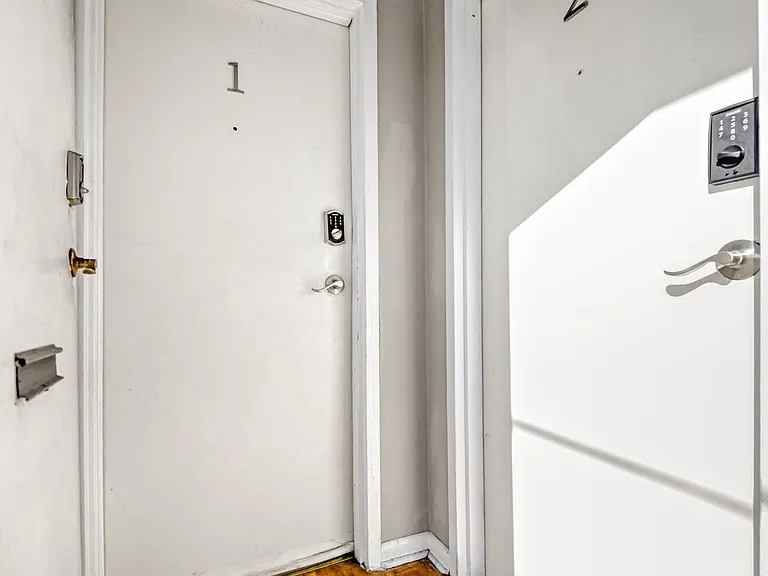 400 N Rose St #1 — Photo 10