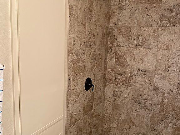 4th image of 1500 E Pusch Wilderness Dr Unit 12105