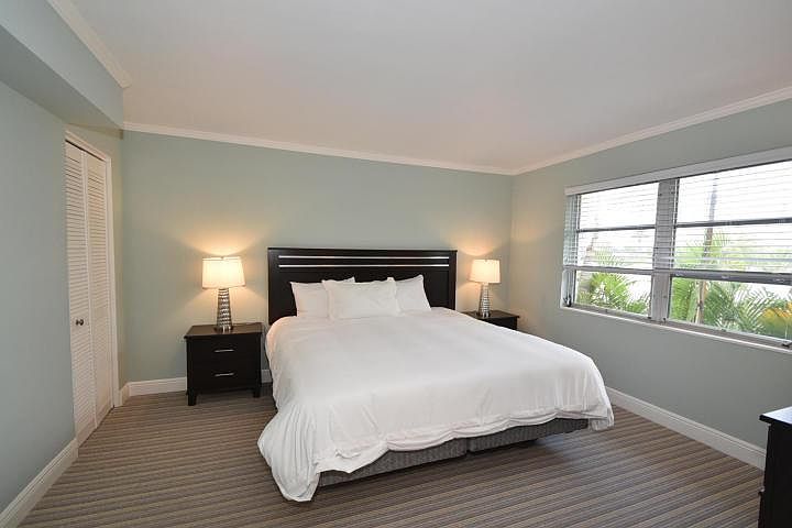 1st image of 414 Seasage Dr APT 4