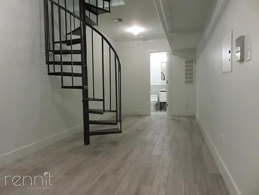 Rented by Rennit Inc. | media 40