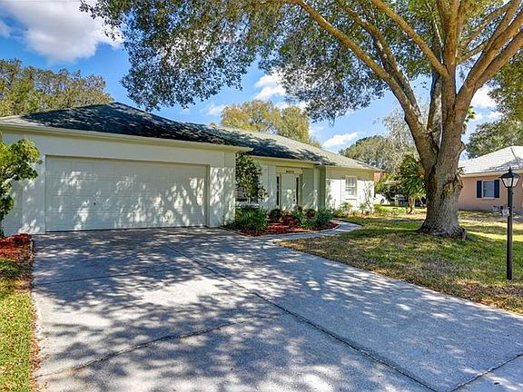 3rd image of 9234 Pebble Creek Dr