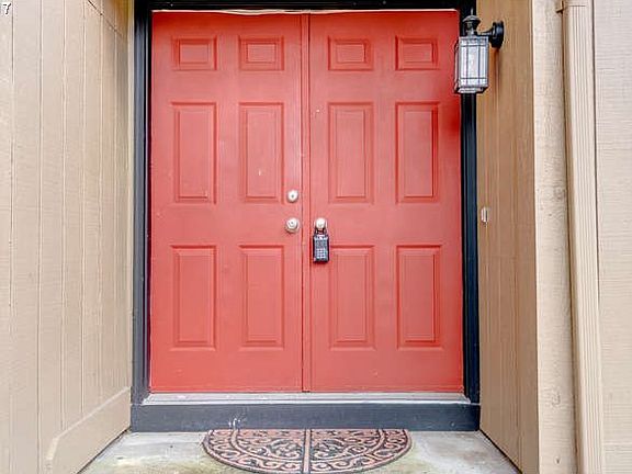 3rd image of 2112 NE 155th St