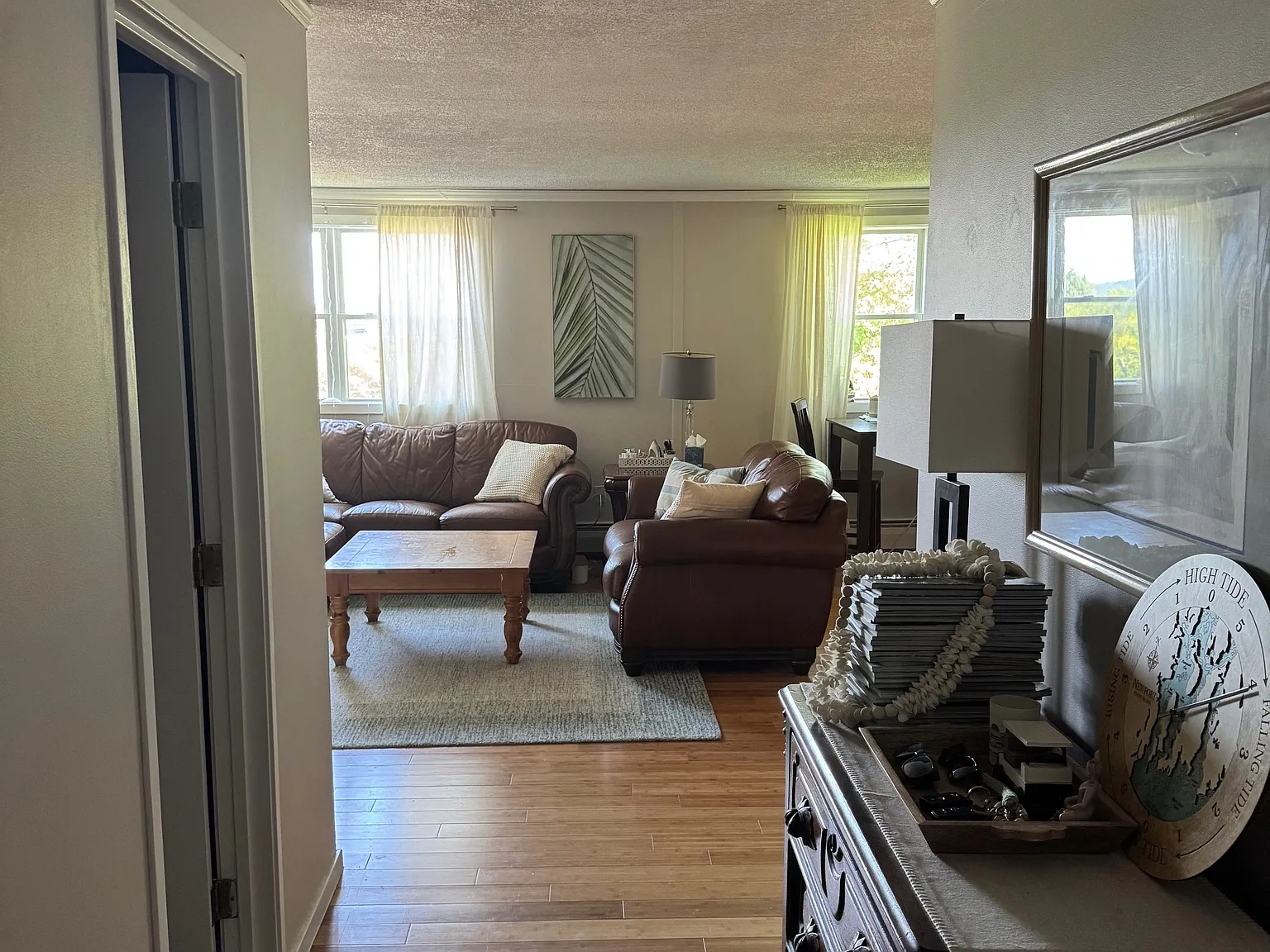 2 bed, 1080 sqft, $2,500 — Photo 1