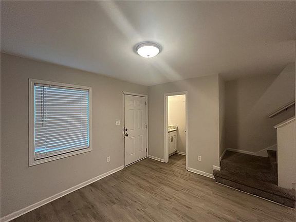 3rd image of 2604 Campbellton Rd SW #1G