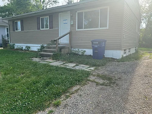 2089 Bancroft St Photo 1