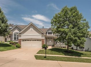 631 Bluffs View Ct, Eureka, MO 63025