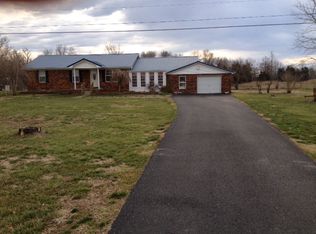 225 Hudgins Hwy, Summersville, KY 42782
